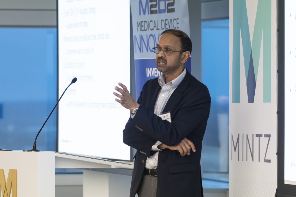 Kadir Kadhiresan of Johnson & Johnson Innovation gives keynote remarks at the 2019 M2D2 $200K Challenge Award Celebration.