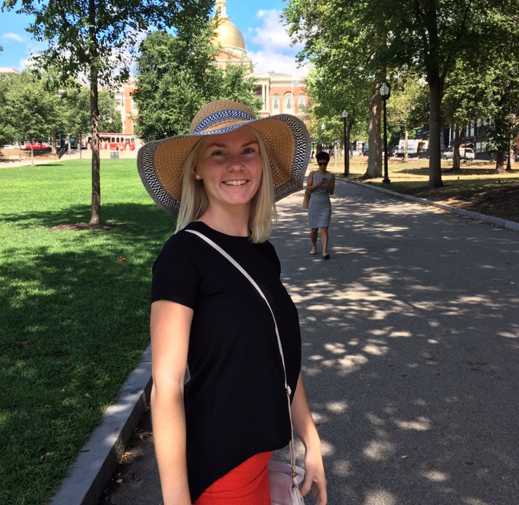 Follow this Fall 2018’s Office of Study Abroad & International Experiences Global Correspondent, Isla Swindles, on her studies in Maastricht, Netherlands! Isla is a UMass Lowell Business Administration major studying this Fall on a UMass Lowell Partner-led in USAC Netherlands: Maastricht University.