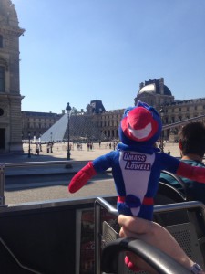 Rowdy at Le Louvre